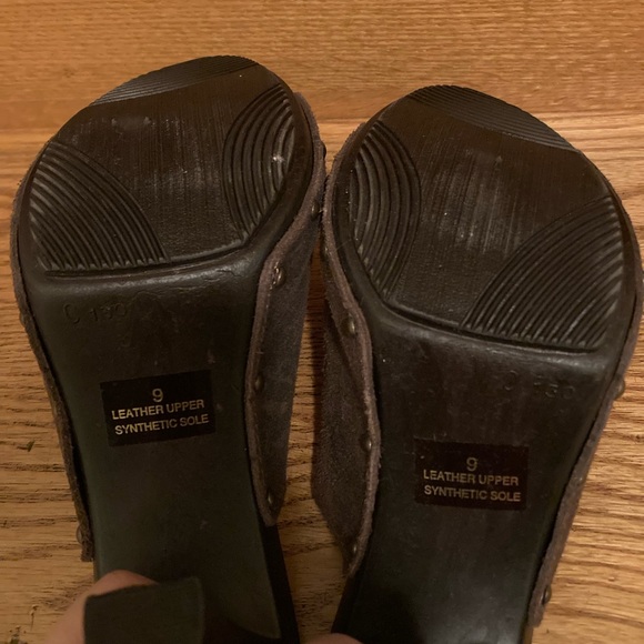 High Heel Mules - Picture 3 of 3